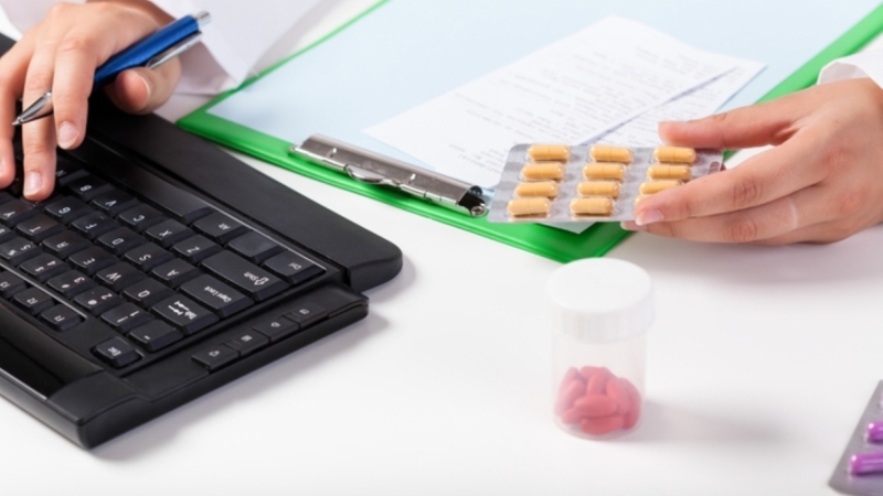 Medication Review at IDA Maple Pharmacy